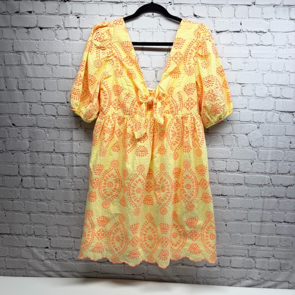 Lilly Pulitzer Sarafina eyelet dress size 12 NWT - Picture 3 of 12